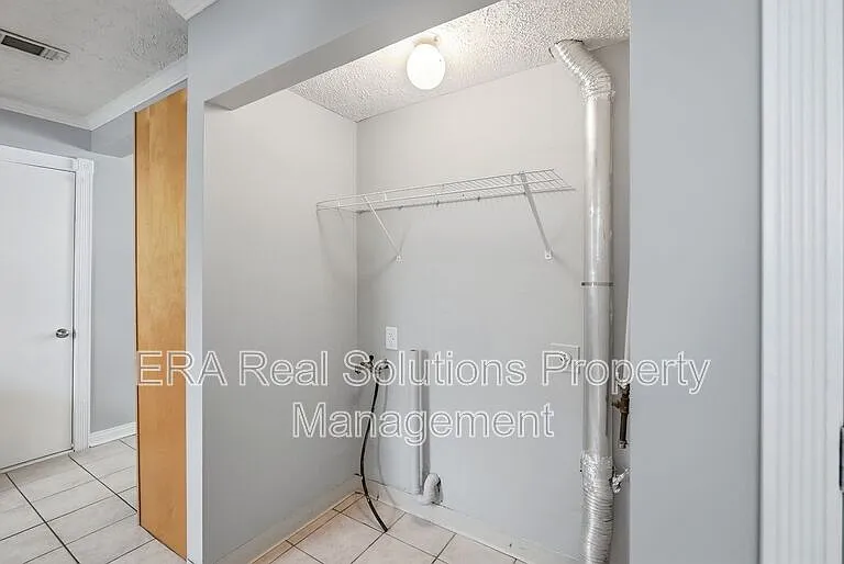 5439 Argo Ln — Photo 20