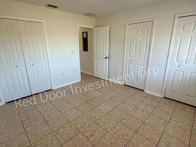 Deland River — Photo 15