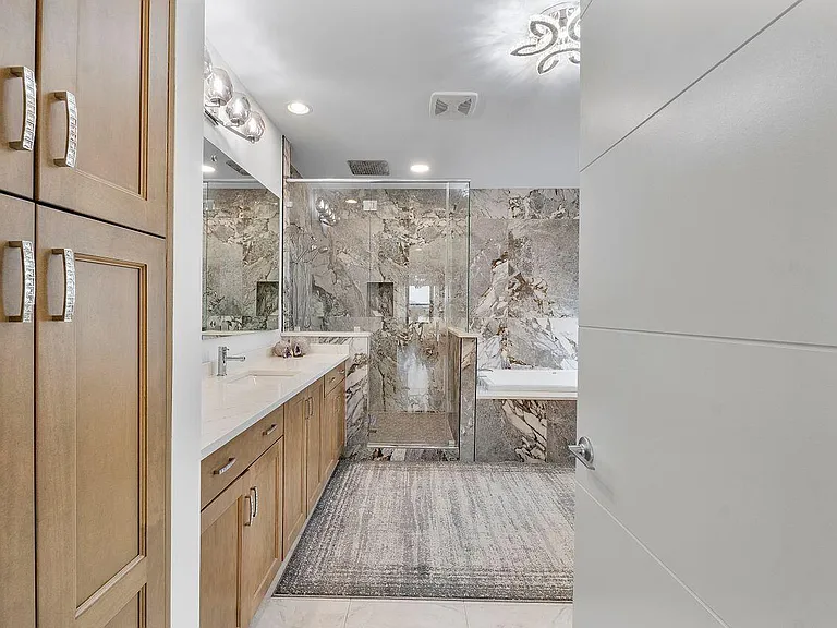17057 Watersprite Lakes Rd — Photo 41