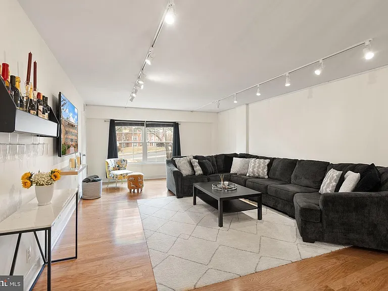 7651 Tremayne Pl #211 — Photo 9