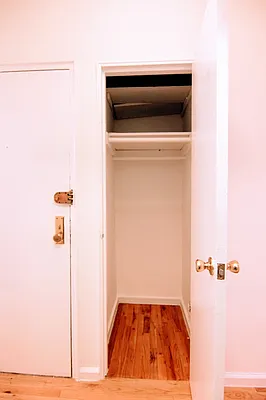 Rented by Voro, LLC | media 10