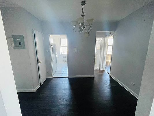 4th image of 2021 E 41st St APT 4g