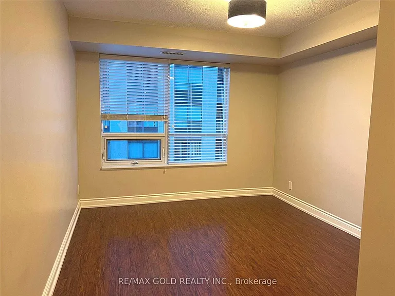 75 S Town Centre Blvd #508 — Photo 14