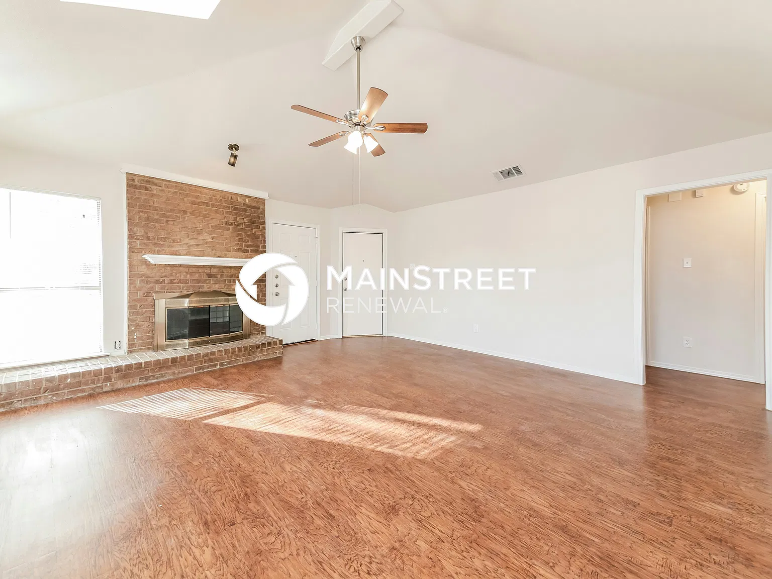 2605 Silverthorne Dr — Photo 4