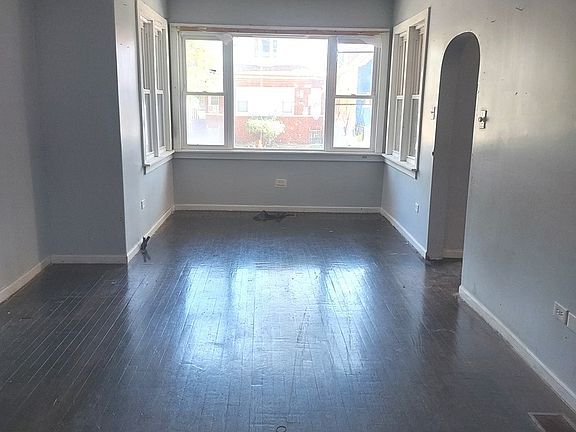 2nd image of 7638 S Rhodes Ave