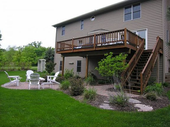 Awesome deck & patio