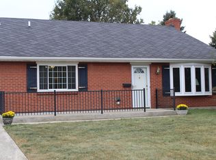 5729 Lake Manor Dr, Fairfield, OH 45014