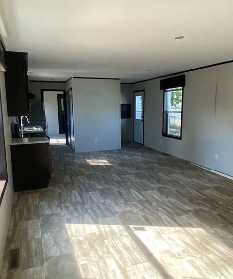 602 NW 9th St #212 — Photo 2