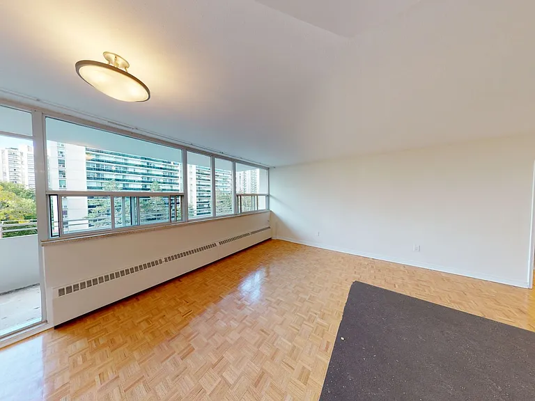 60 Mountview Ave — Photo 9