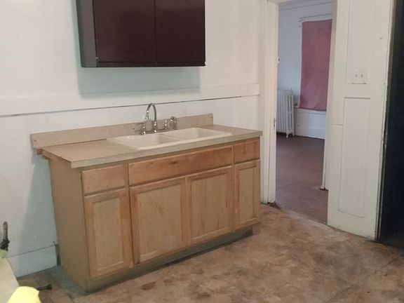 2nd image of 2288 Richton St