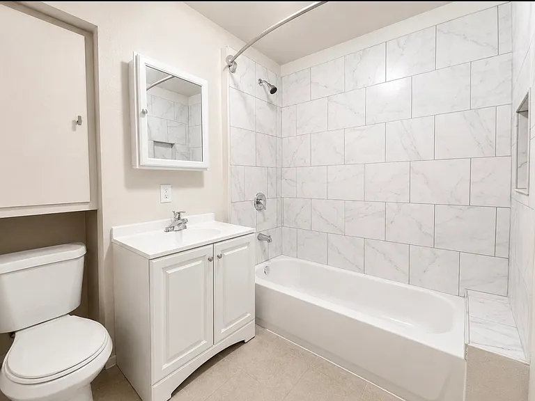 12617 Kornblum Ave — Photo 20