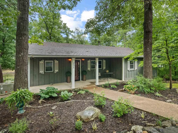 231 Kaufman Rd, Hot Springs, AR 71913