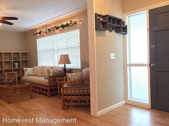 3rd image of 2045 Nottingham Dr