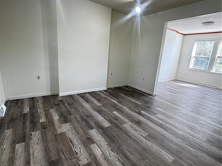 790 Highland Ave — Photo 2