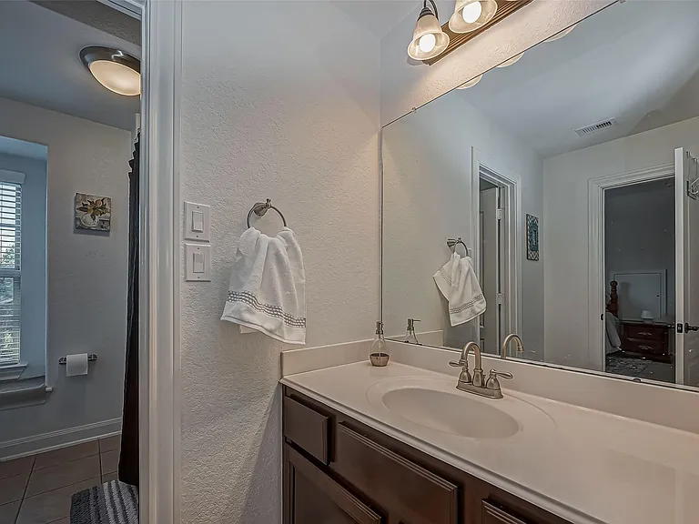 6306 Hidden Alley Dr — Photo 38