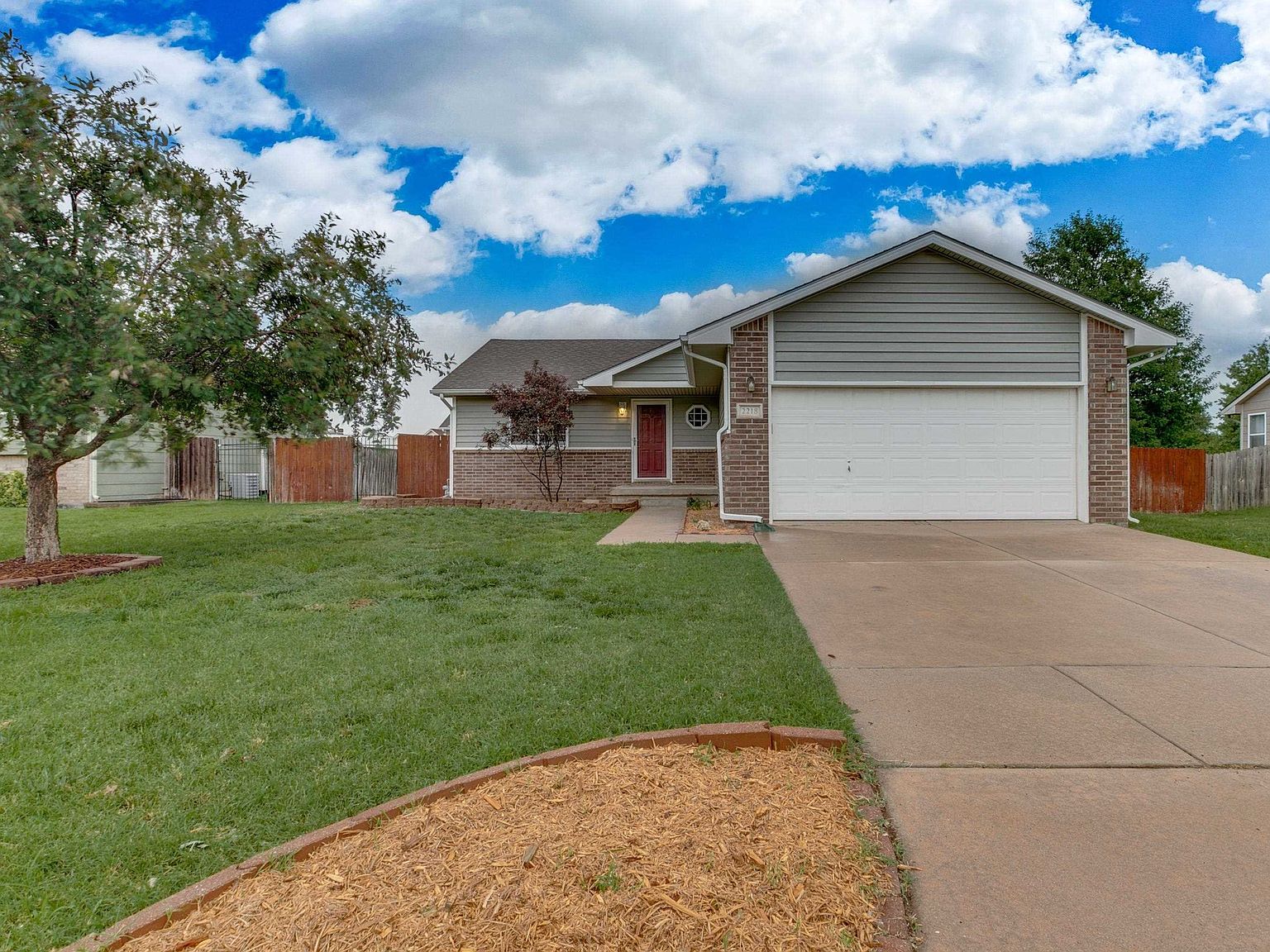 2218 S Westgate Cir, Wichita, KS 67209 Zillow