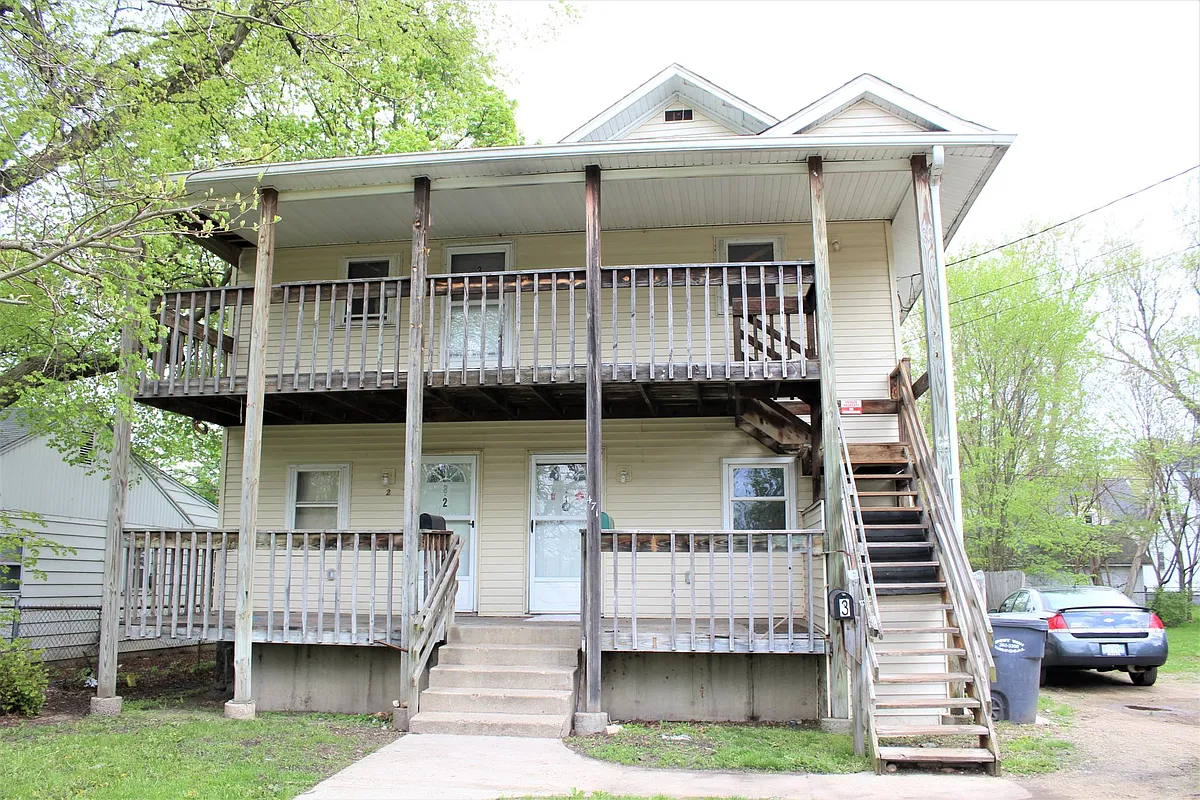 Building Photo - 471 Reed Ave #2