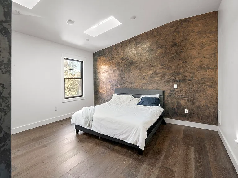 19 Shirley Rd — Photo 22