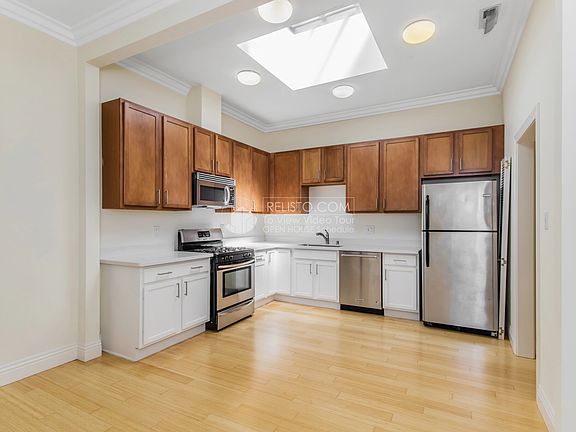 5th image of 626 20th St