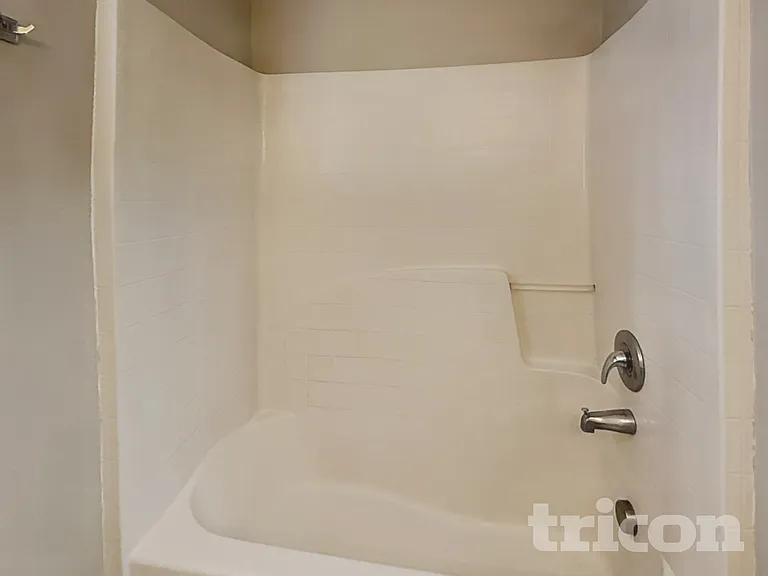 9312 Thunderbolt Dr — Photo 16