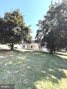 321 Bondsville Rd, Downingtown, PA, 19335