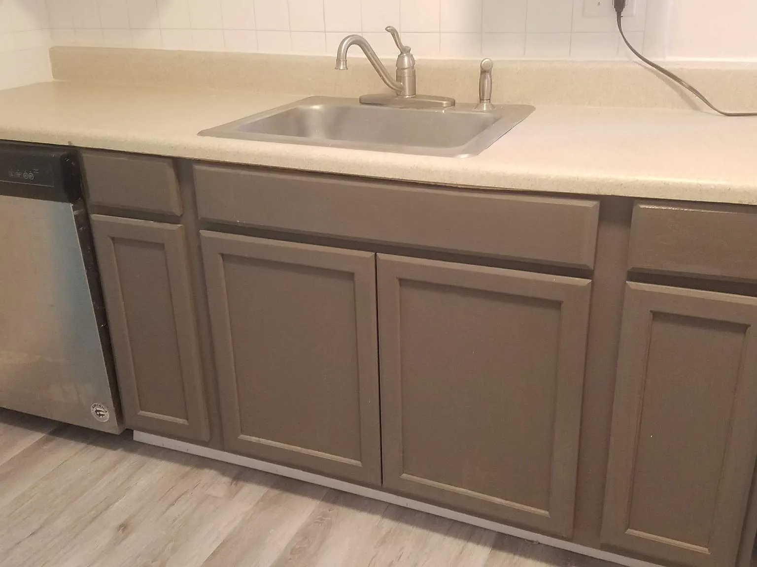 3 bed, 936 sqft, $1,800 — Photo 4