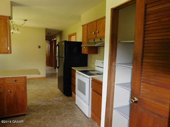 4th image of 816 1st St SE