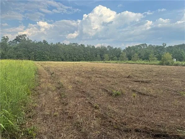 Lonnie Duncan Rd, Mount Hermon, LA 70450