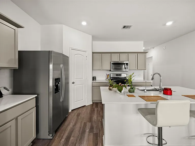 15726 Majestic Evergreen Way — Photo 8
