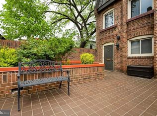 1208 Eton Ct NW #T9, Washington, DC 20007