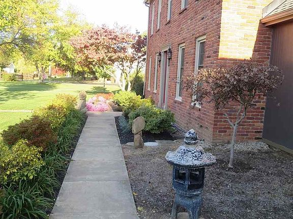 5th image of 1780 Williamsburg Dr
