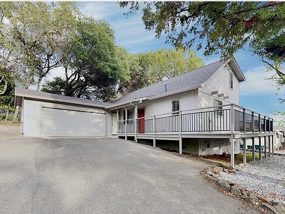 3rd image of 2921 Alhambra Dr