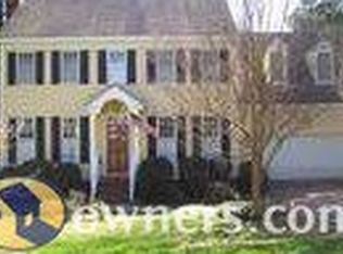 1920 Baronsmede Dr, Raleigh, NC 27615