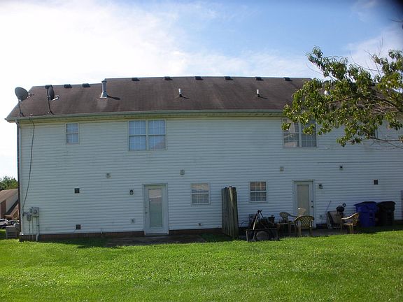 3rd image of 3865 Sugar Creek Dr