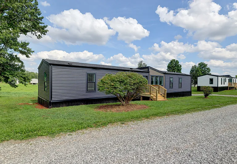 295 Seay Rd #38 — Photo 4