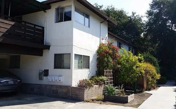 2nd image of 735 Roble Ave