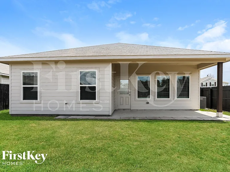 811 Steam Ridge Ln — Photo 15