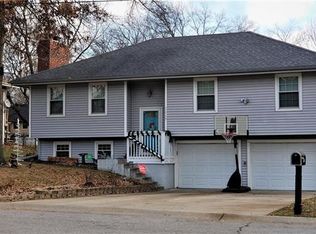 1217 Milwaukee St, Excelsior Springs, MO 64024