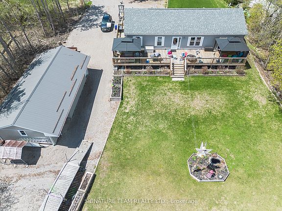 2nd image of 428 Lacroix Bay Rd