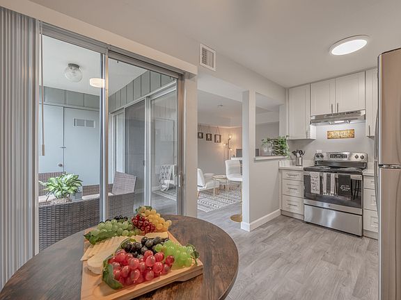 5th image of 218 Valley Creek Ln #236D