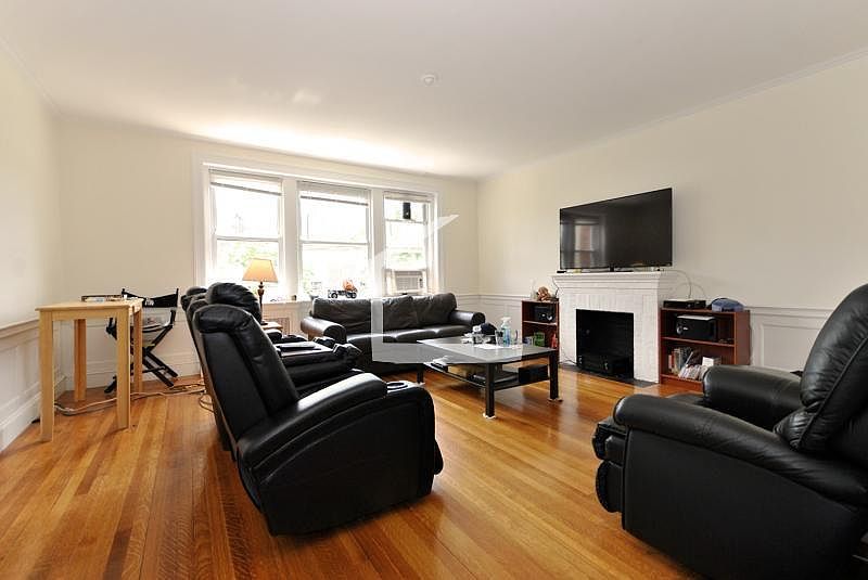 1st image of 19 James St #6GW