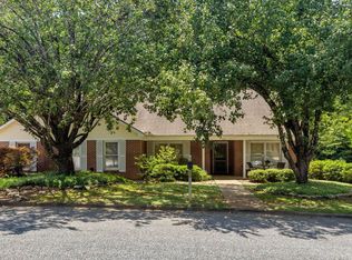 566 Homewood Dr, Auburn, AL 36830