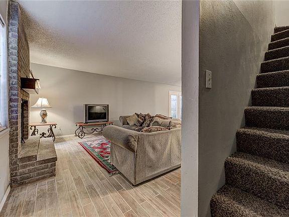 5th image of 401 12th Ave #150