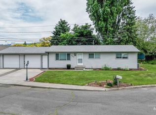 925 Johnson St, Moscow, ID 83843