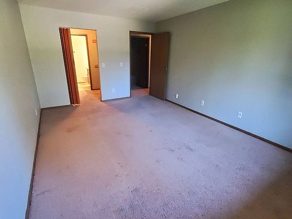 2nd image of 2481-91 S 43rd St #2481206