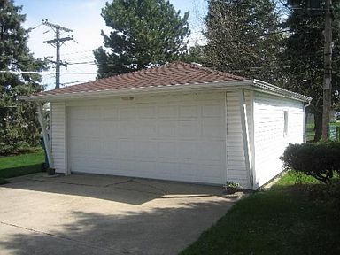 16241 Maryland Ave, South Holland, IL 60473 | Zillow