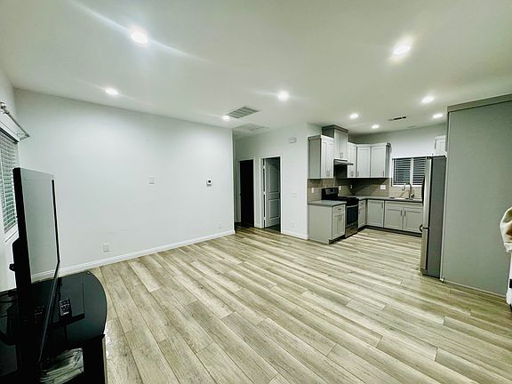 3rd image of 1830 W Bernardy Pl Unit B