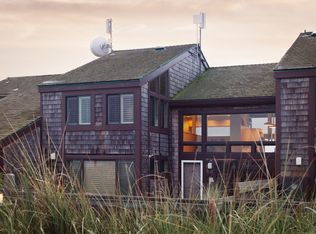 208 Monterey Dunes Way, Moss Landing, CA 95039