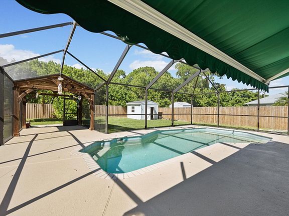 2nd image of 2230 SE Dill Ln