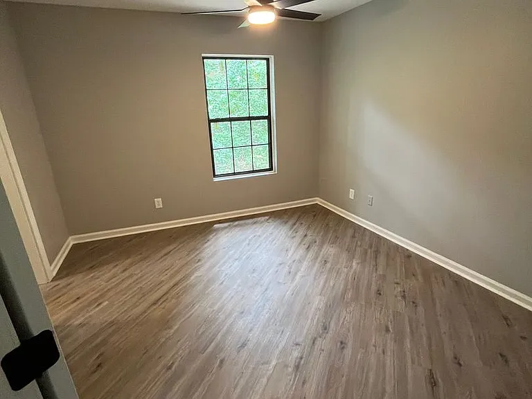 105 Golf Club Rd — Photo 11